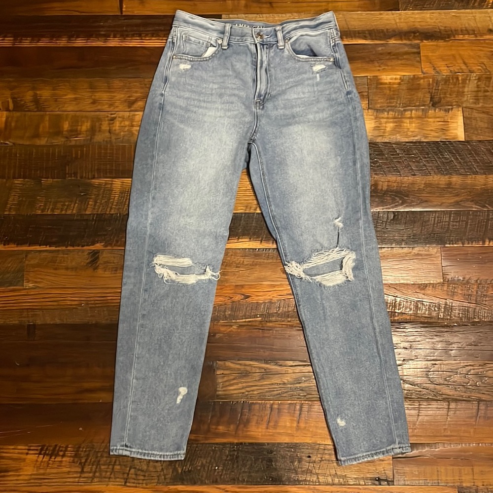 American eagle mom jeans